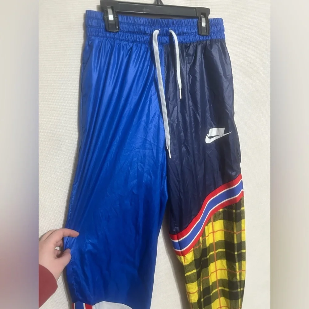 Nike sz xs